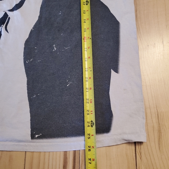 The Twilight Saga Eclipse Edward Cullen 2010 T Shirt RARE Twilight Team Edward - Picture 9 of 9